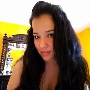 Meet your Posher, Karla migdalia